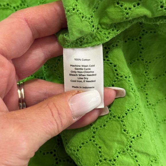 Talbots Green Button-Up Eyelet Detail button up Shirt in size MP - Picture 9 of 10